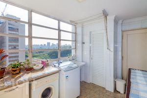 Image 32 - 901535