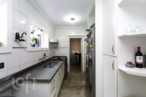 Image 5 - 901676