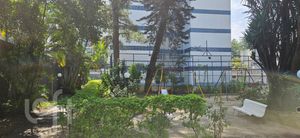 Image 10 - 901733