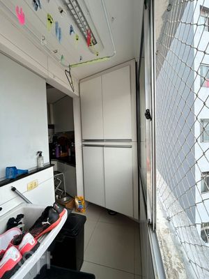Image 10 - 901761