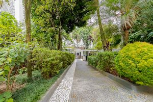Image 25 - 901892