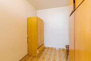 Image 37 - 901892