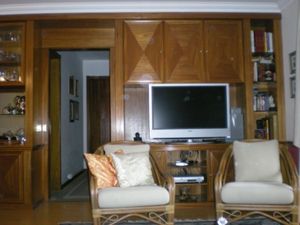 Image 35 - 9020
