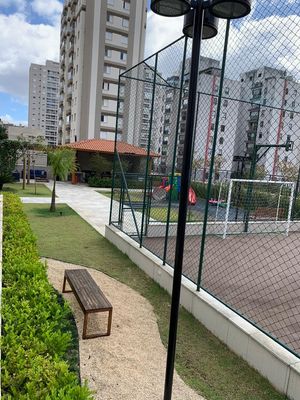 Image 34 - 902040