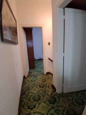 Image 9 - 902318