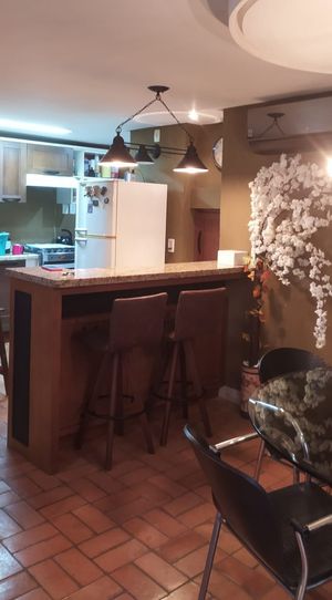 Image 5 - 902679