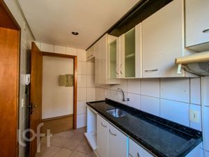Image 4 - 902740