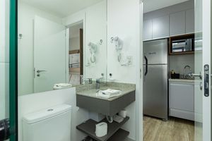 Image 11 - 903384