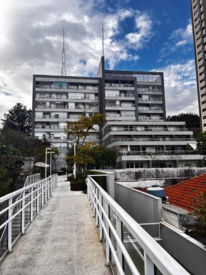 Image 18 - 903513
