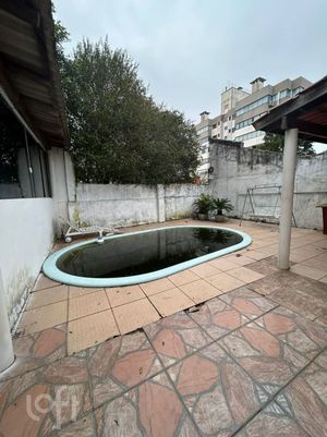 Image 25 - 903652