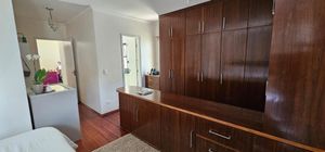 Image 4 - 903796