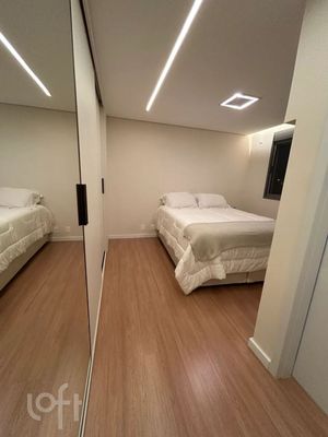 Image 8 - 903930