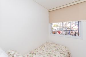 Image 16 - 904427