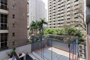 Image 7 - 904567