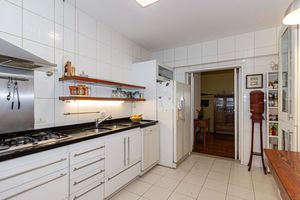 Image 9 - 904567
