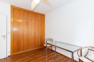 Image 30 - 904567