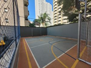 Image 21 - 904567