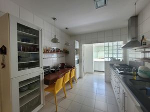 Image 5 - 904567