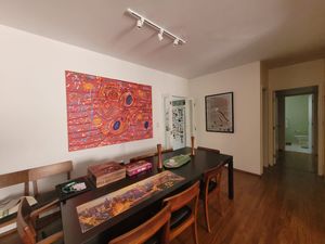 Image 8 - 904567