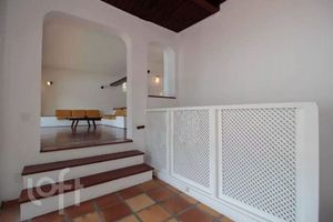 Image 6 - 904634