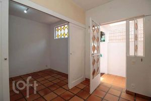 Image 10 - 904634