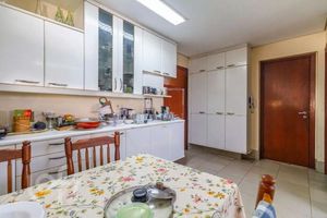 Image 10 - 904691