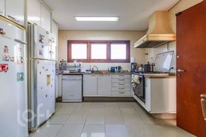 Image 9 - 904691