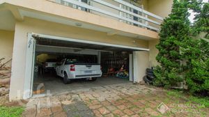 Image 31 - 905290