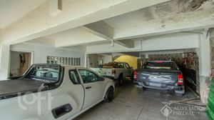 Image 32 - 905290