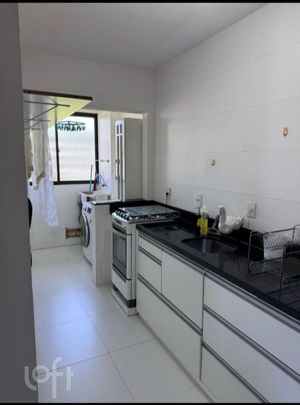 Image 15 - 905435