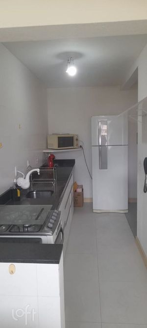 Image 20 - 905435