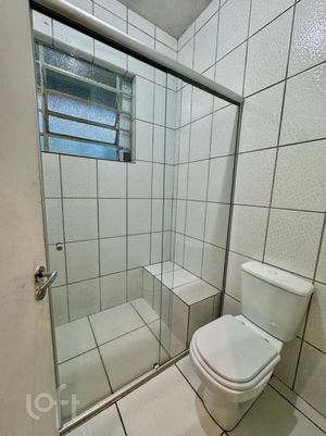 Image 31 - 905587