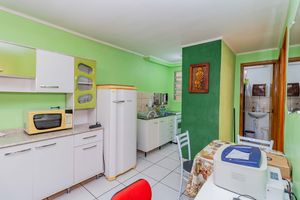 Image 8 - 905897