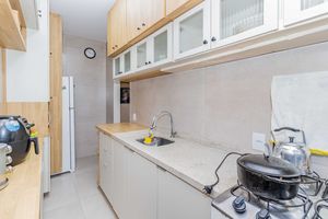 Image 22 - 905955