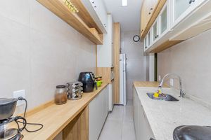 Image 23 - 905955