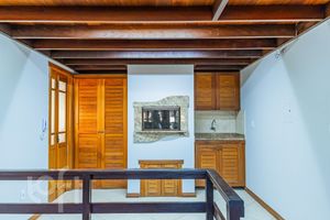 Image 16 - 906007