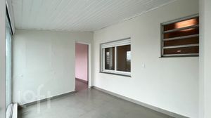 Image 19 - 906182