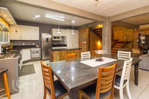 Image 11 - 906306