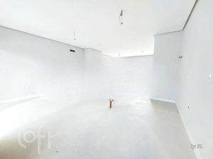 Image 10 - 906411