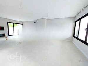 Image 38 - 906411