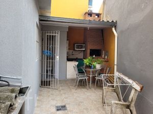 Image 37 - 906509