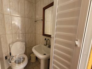 Image 30 - 906509