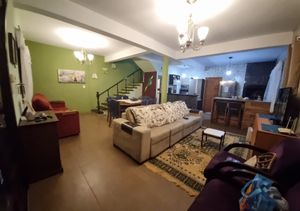 Image 4 - 907090