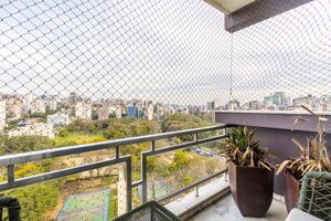 Image 7 - 907523