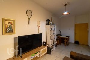 Image 4 - 908311