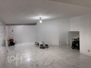 Image 29 - 909657