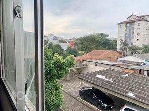 Image 8 - 910352
