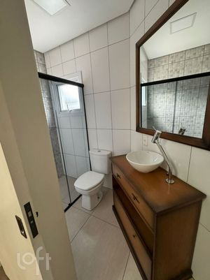 Image 12 - 911350