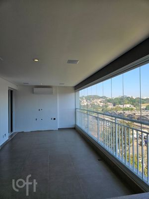 Image 3 - 913841