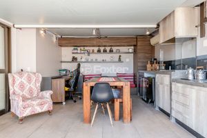 Image 4 - 914798